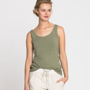 Nic + Zoe Tee